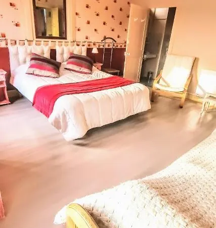 Joyeux Reveil לינה וארוחת בוקר קורסיי-סור-מר