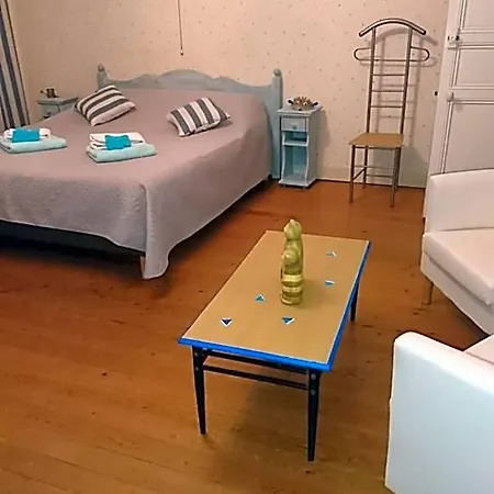 Bed & Breakfast Joyeux Reveil 3*