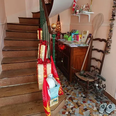 Nocleg ze śniadaniem Joyeux Reveil 3*