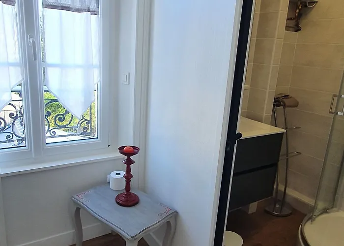 Bed & Breakfast Joyeux Reveil 3*