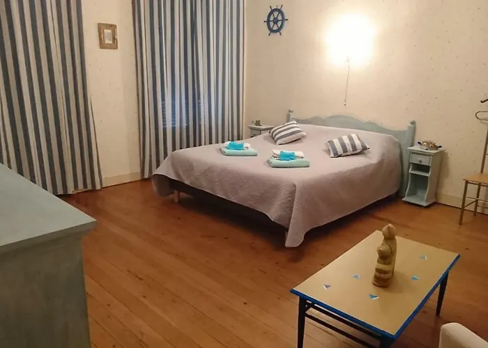 Joyeux Reveil Bed & Breakfast